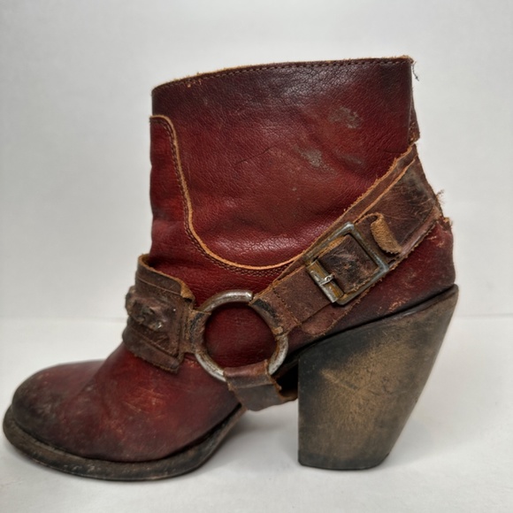 Freebird by Steven Red Ankle Boots - Picture 9 of 16